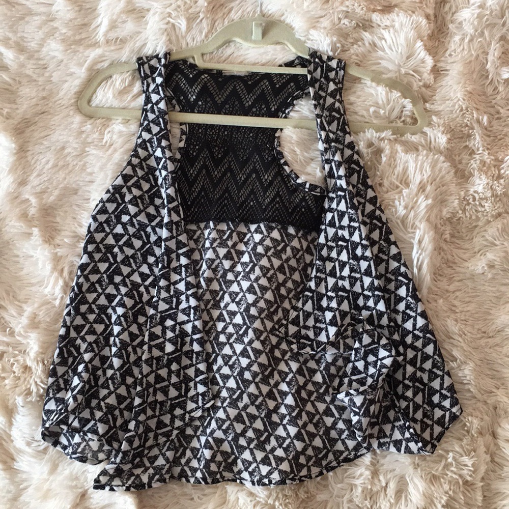 Black and white, flowy, vest/blouse